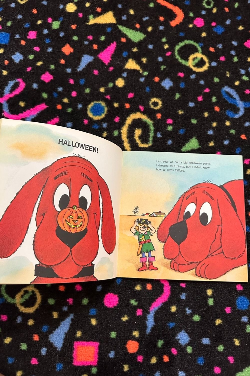 CLIFFORD'S HALLOWEEN BOOK*