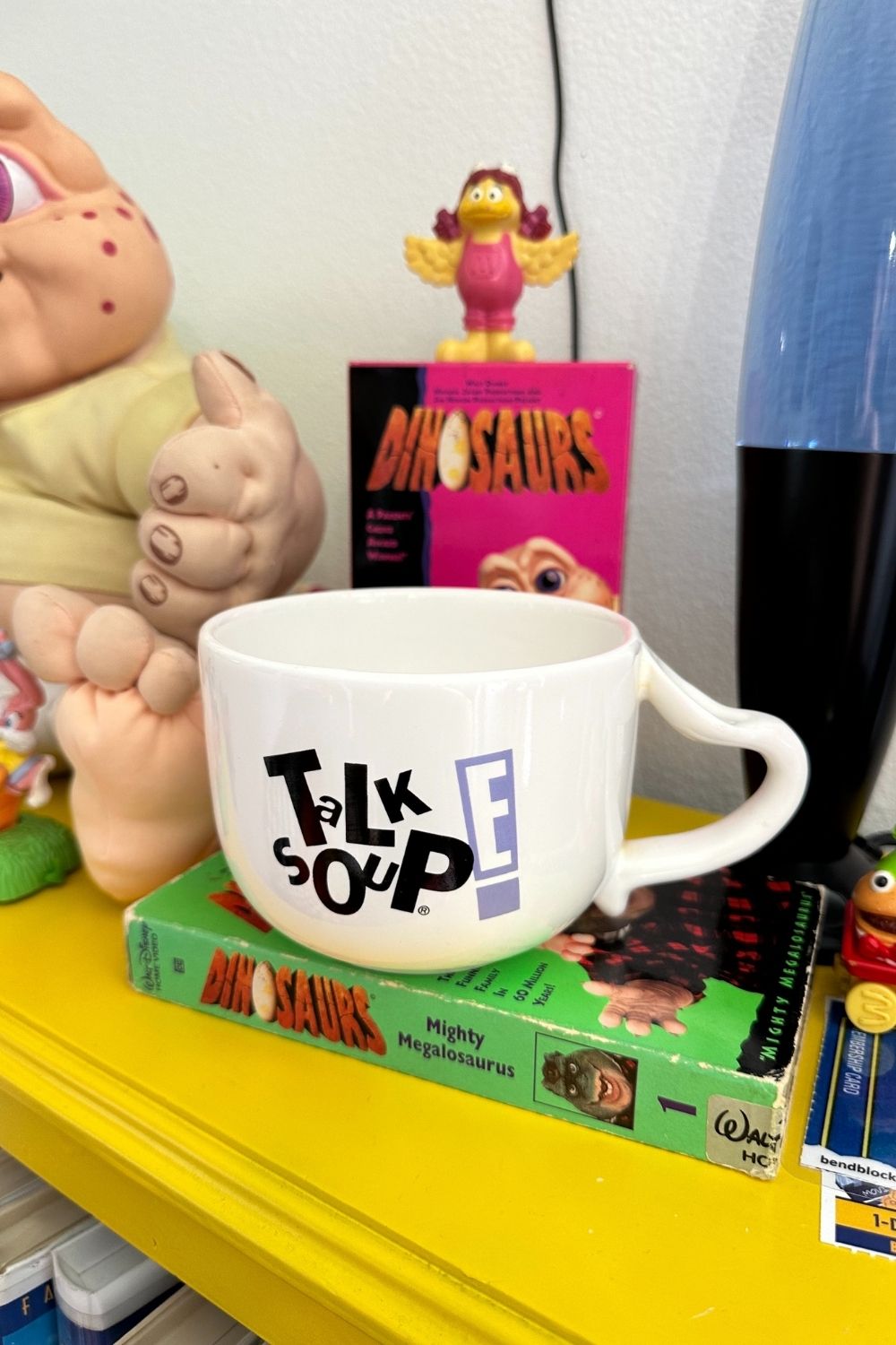 LARGE E NEWS TALK SOUP MUG*