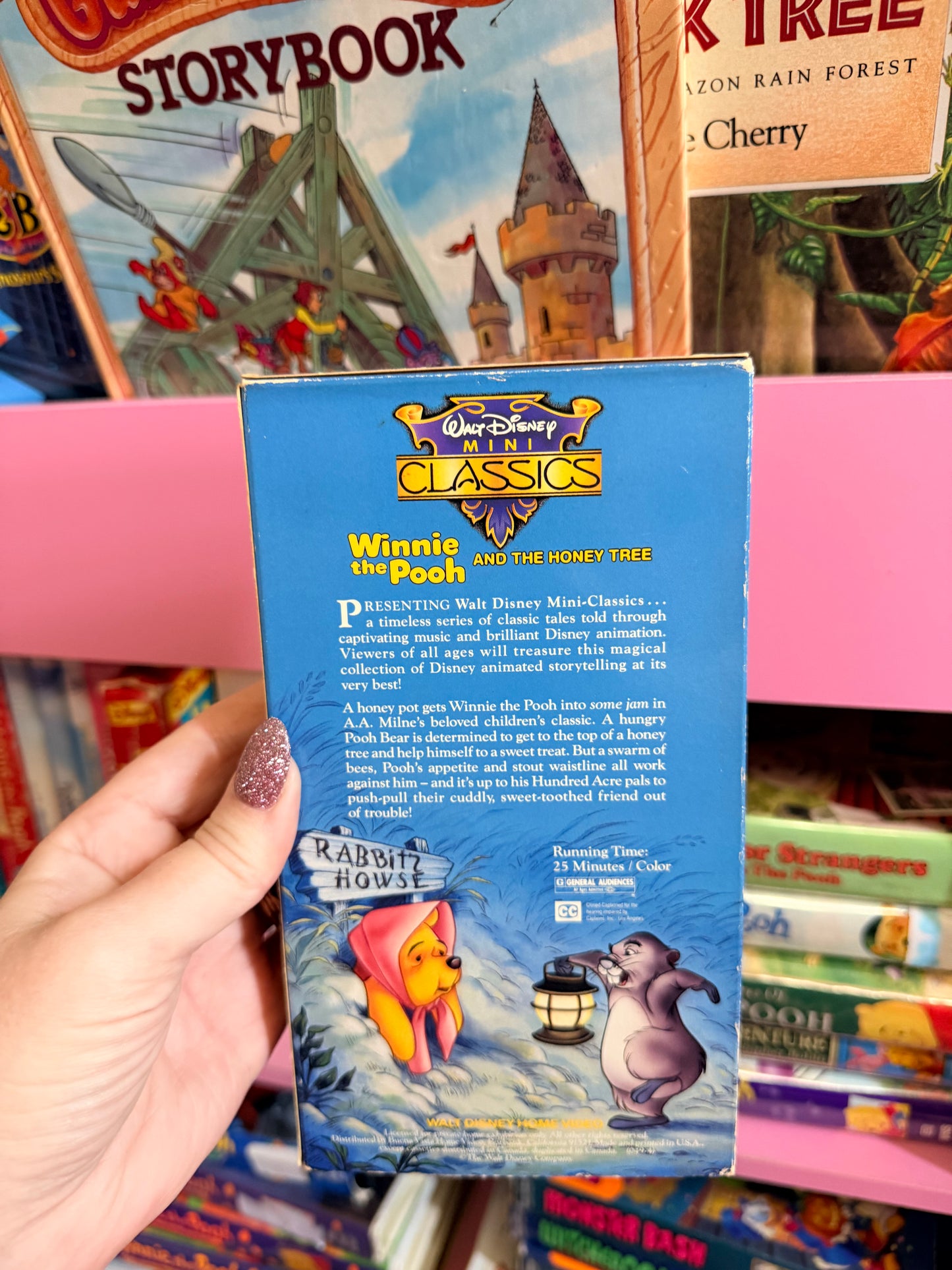 Winnie the Pooh  and the honey tree mini classics