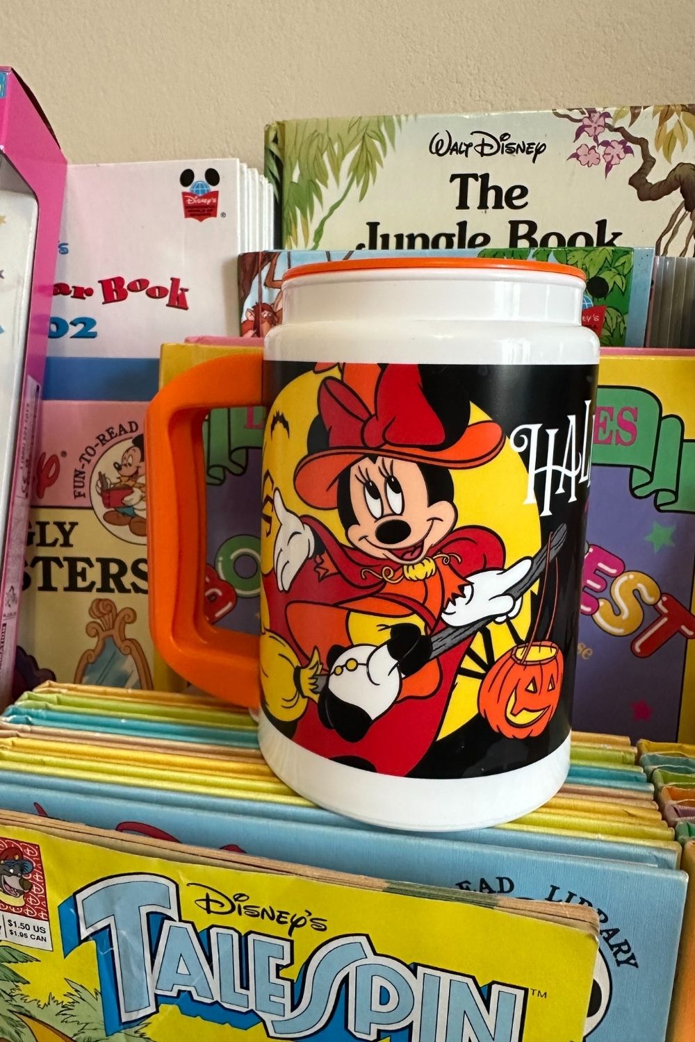 2006 DISNEY HALLOWEEN THERMOS*