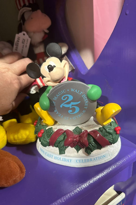 25TH DISNEY WORLD ANNIV CAST CELEBRATIONS PLAQUE*