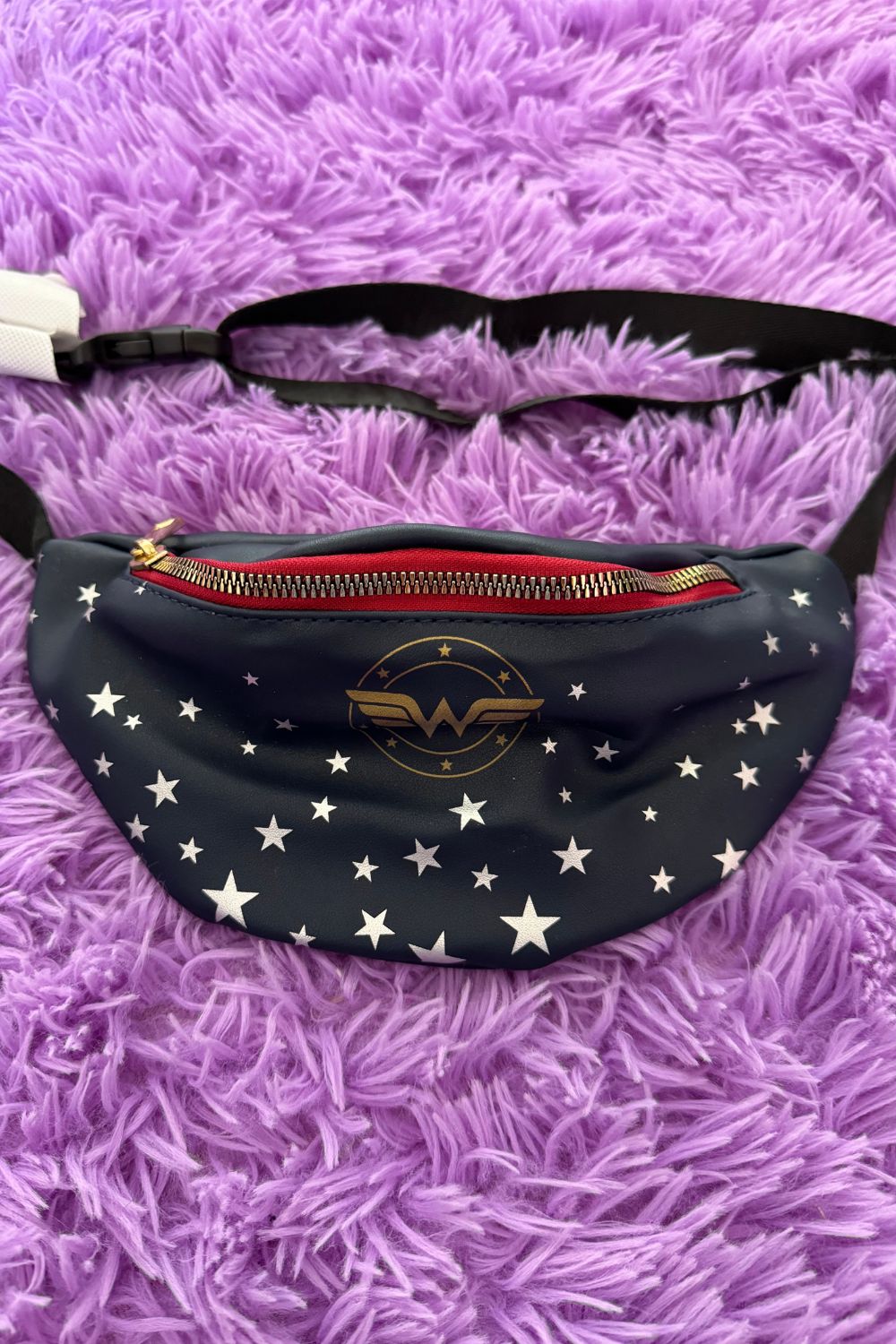 WONDER WOMAN FANNY PACK*