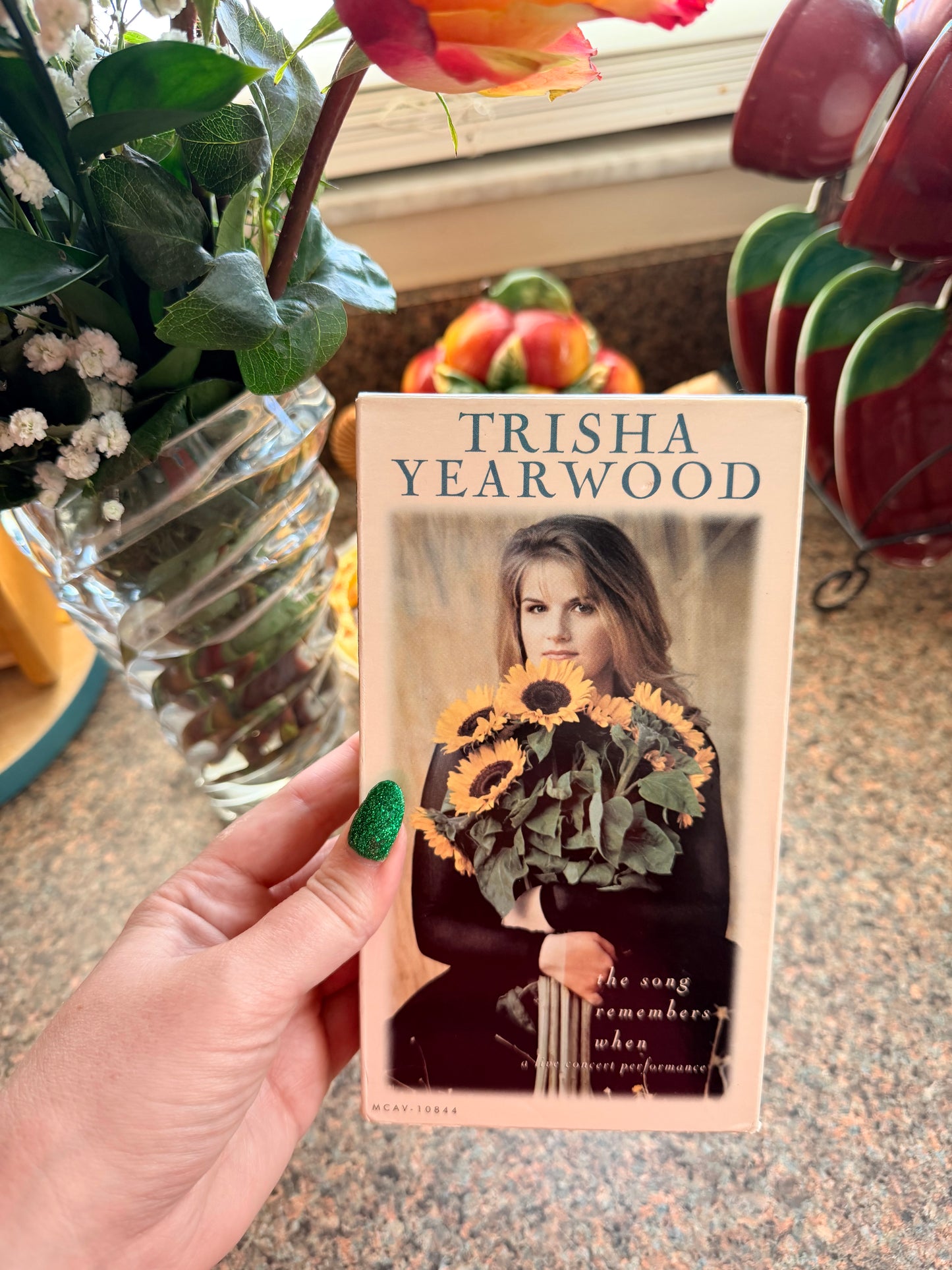 Trisha Yearwood: The Song Remembers When a Live concert performance vhs