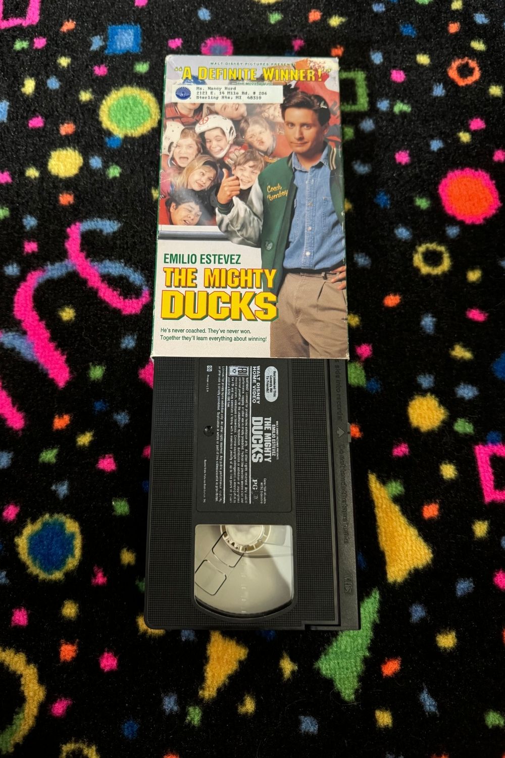 THE MIGHTY DUCKS (SOFT COVER) VHS*