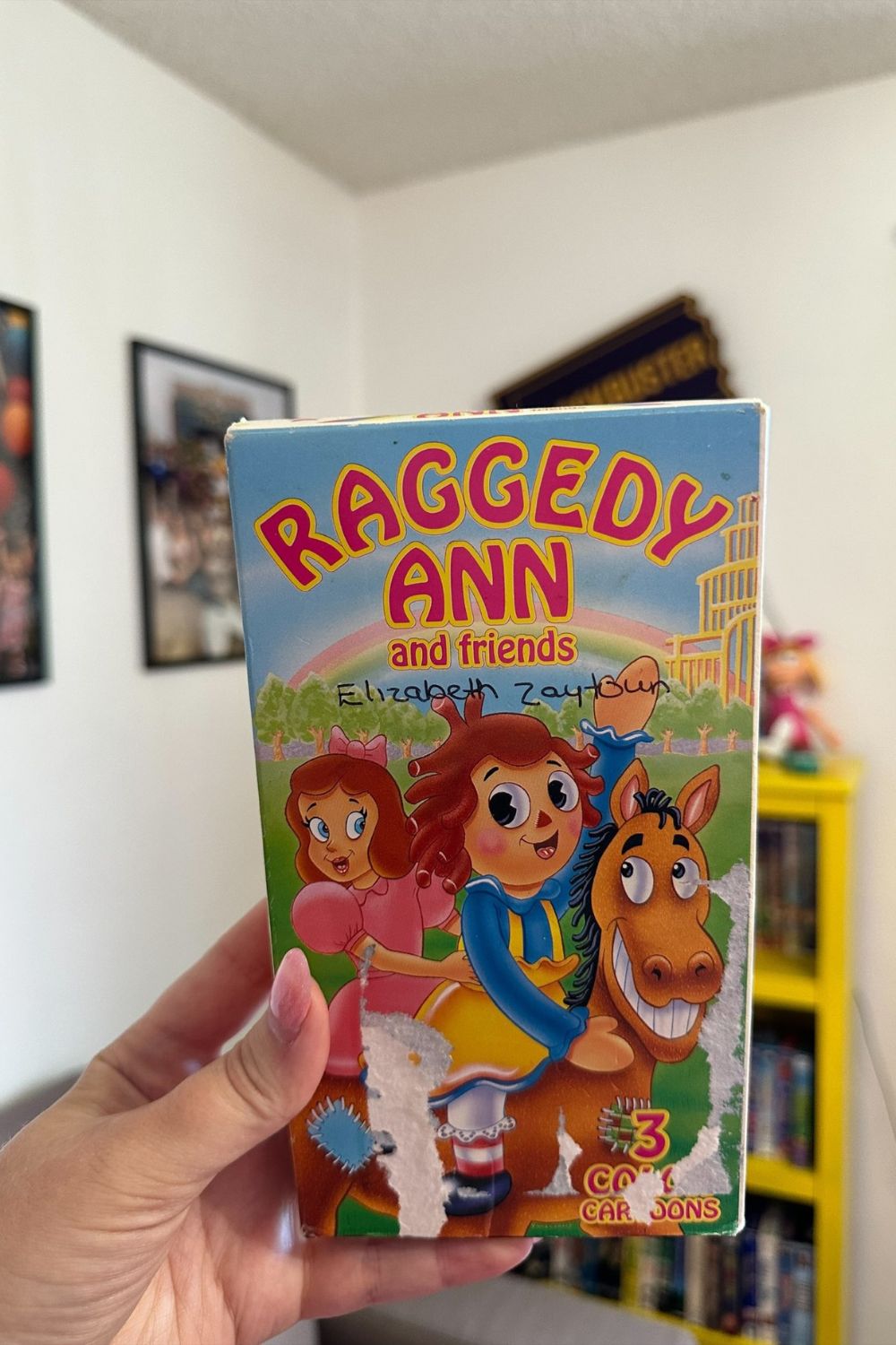 RAGGEDY ANN AND FRIENDS VHS*