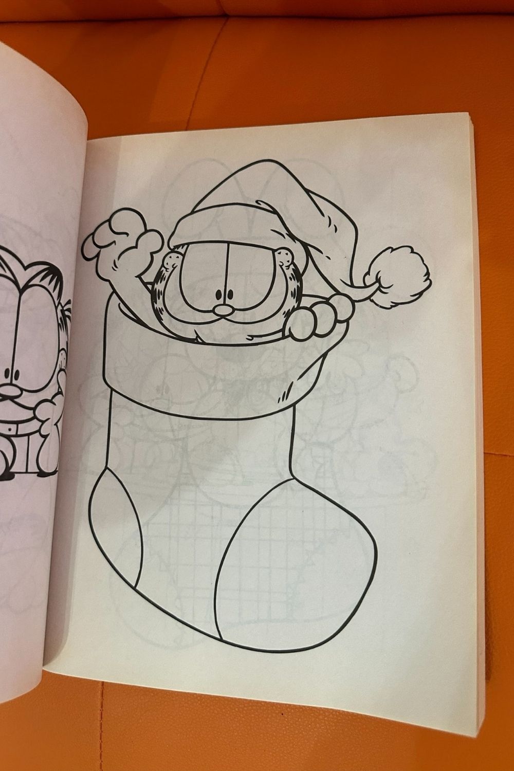 2005 GARFIELD’S HOLIDAY PLAY COLORING BOOK*