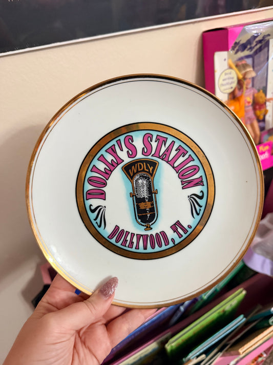 Dollys station Dollywood tn plate