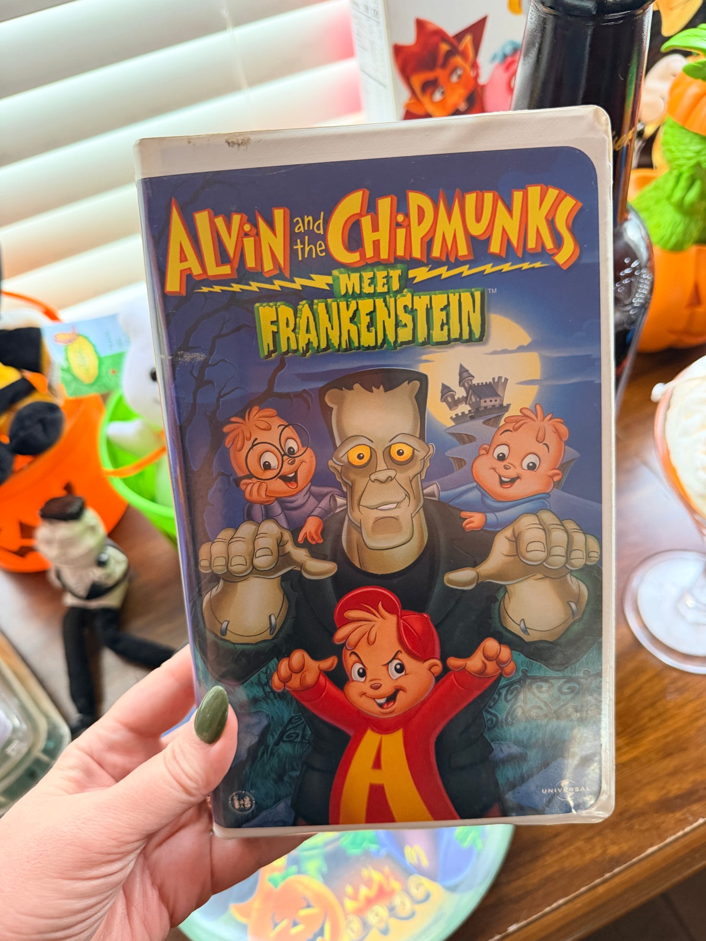 Alvin and the Chipmunks Meet Frankenstein VHS