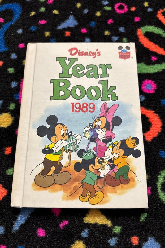 DISNEY’S YEAR BOOK 1989*