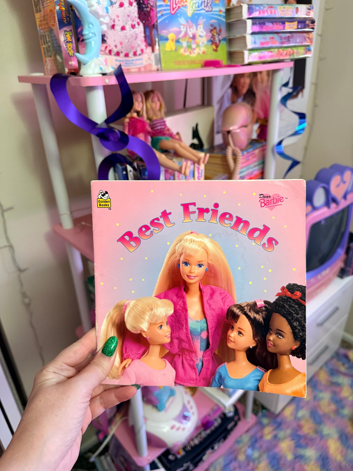 Best friends Barbie book