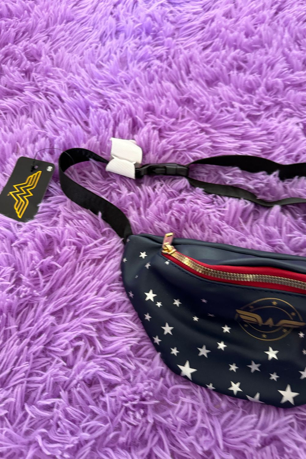 WONDER WOMAN FANNY PACK*