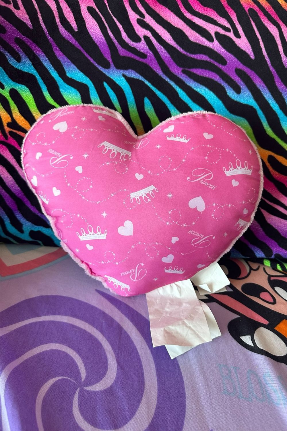 PRINCESS HEART PILLOW*