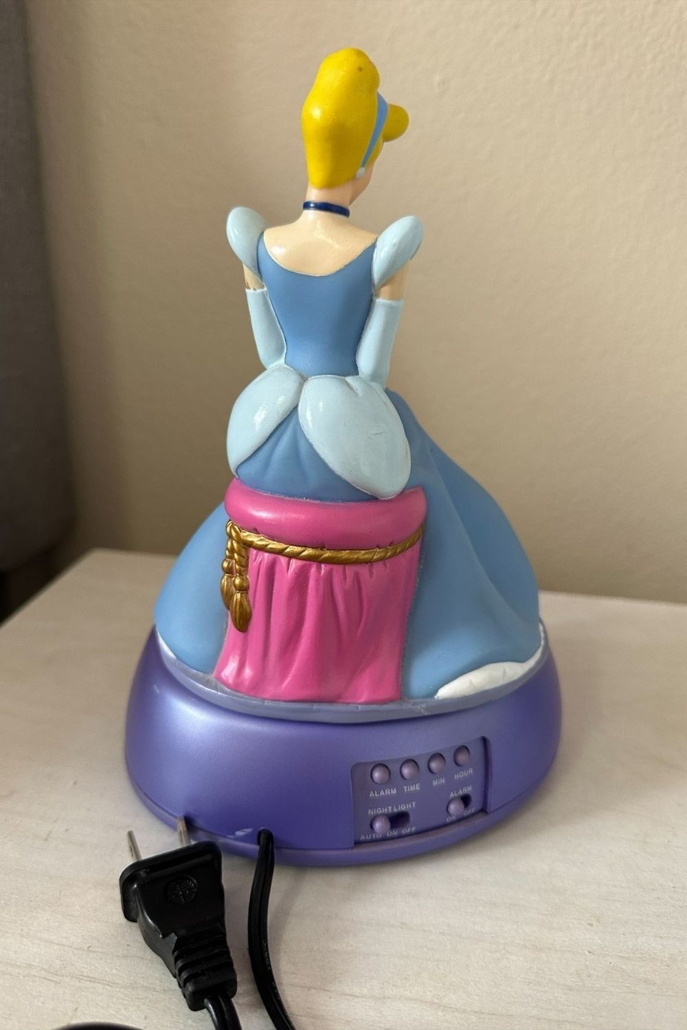 CINDERELLA CLOCK*