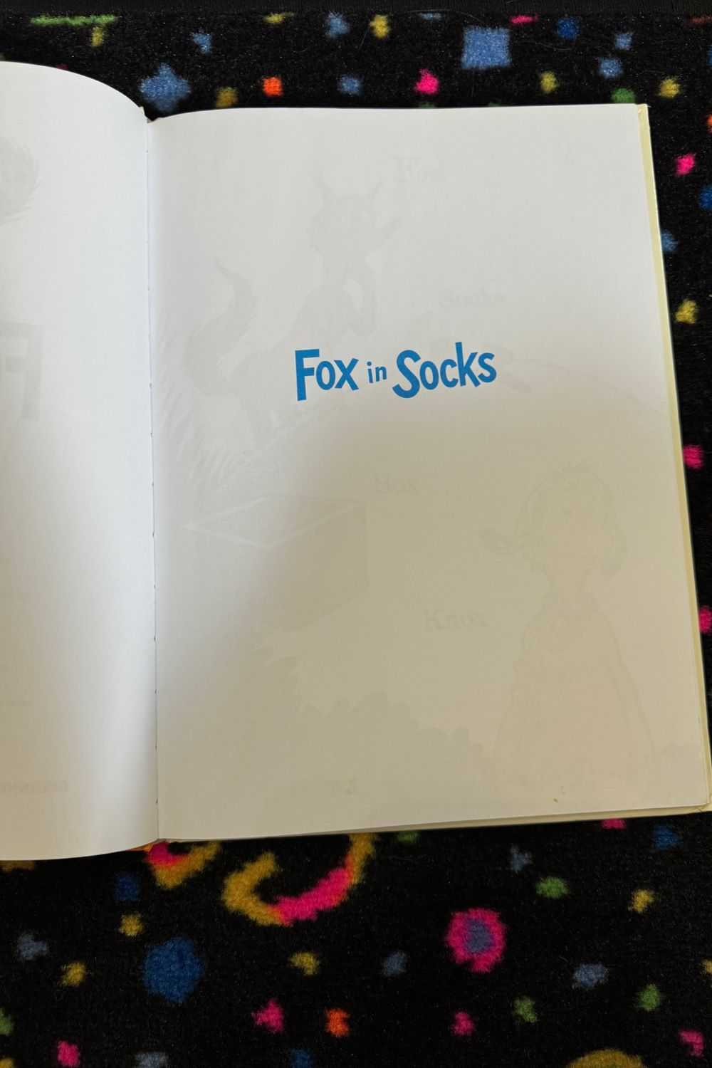 FOX IN SOCKS (COLLECTORS EDITION) BOOK*