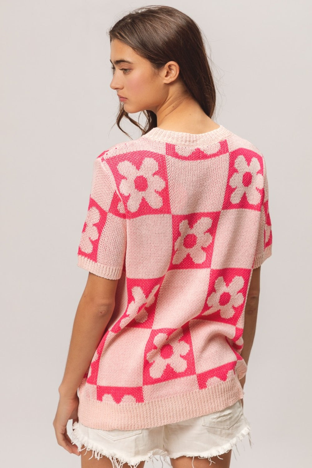 CHECKERED BLOSSOM SHORT SLEEVE SWEATER