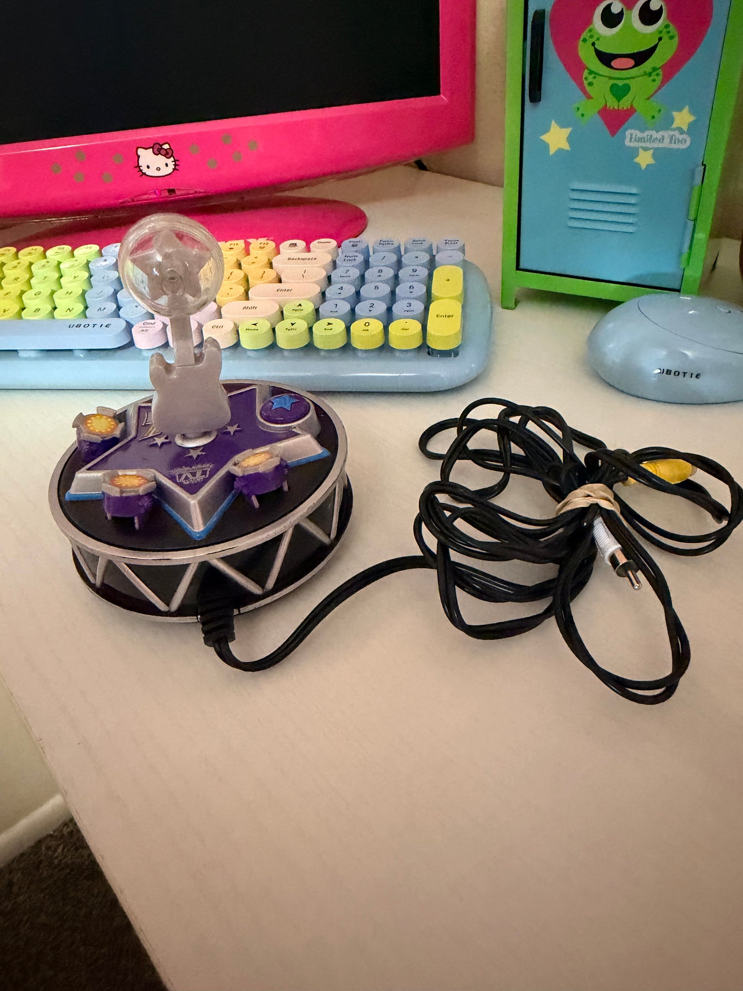 Hannah Montana Guitar Plug it in and Play TV Games
