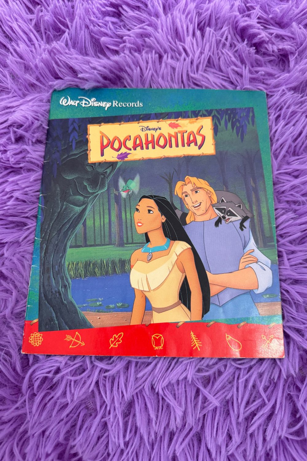 WALT DISNEY RECORDS POCAHONTAS BOOK*