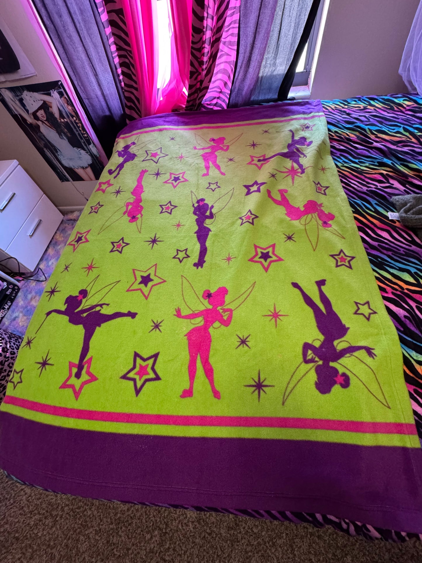 TINKERBELL throw blanket