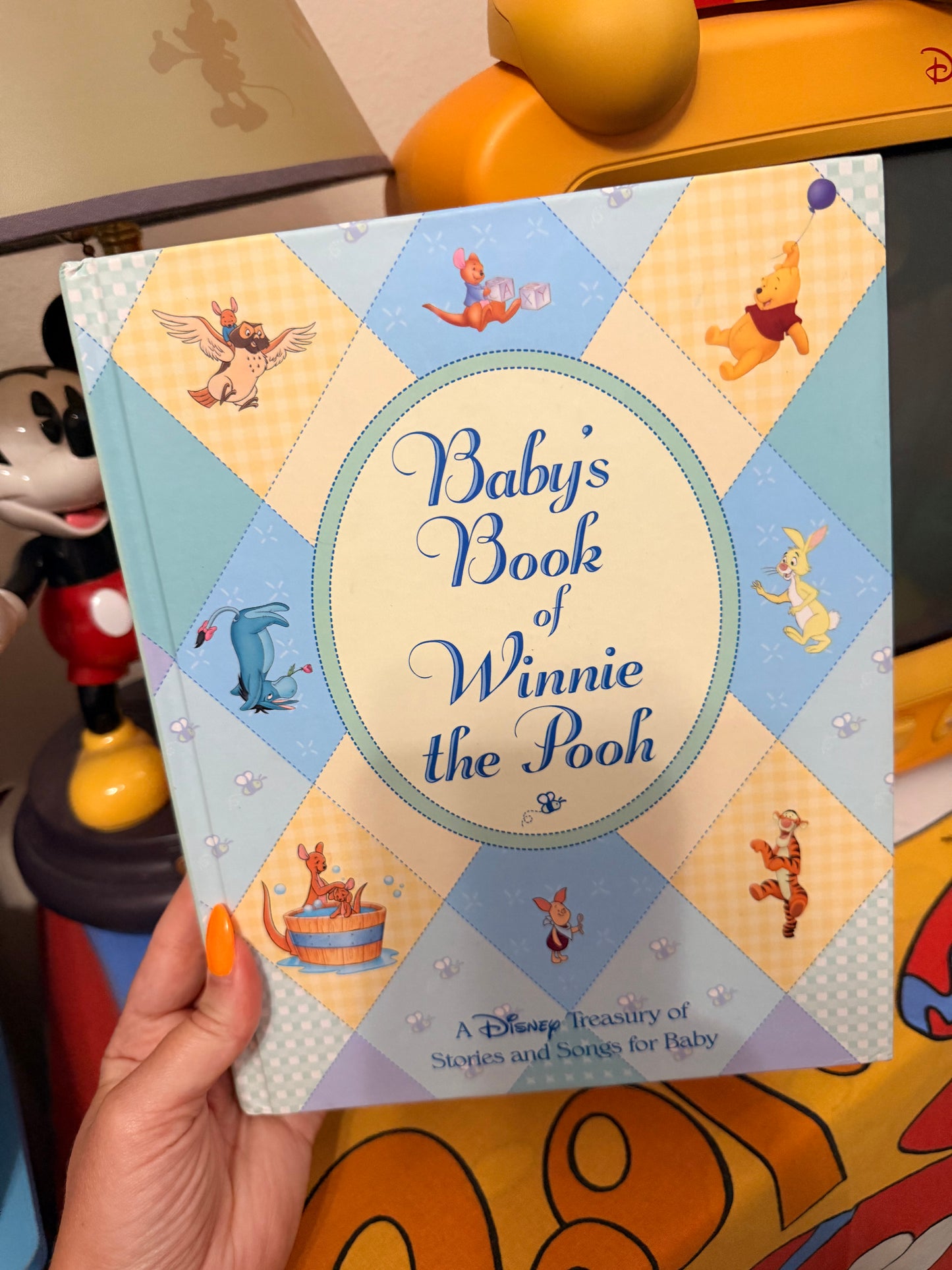 Baby’s Book of Winnie The Pooh