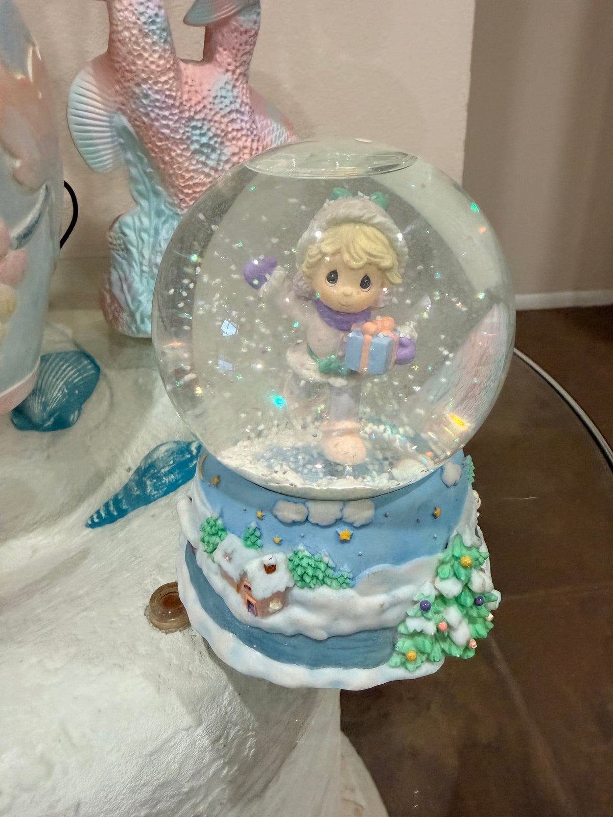 Precious moments “Skater Waltz” snow globe