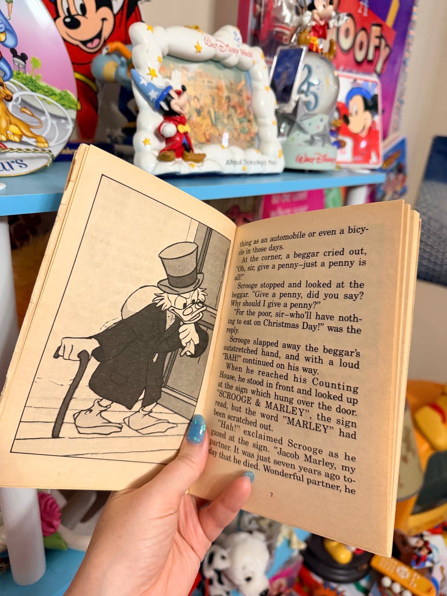 Mickeys Christmas carol book