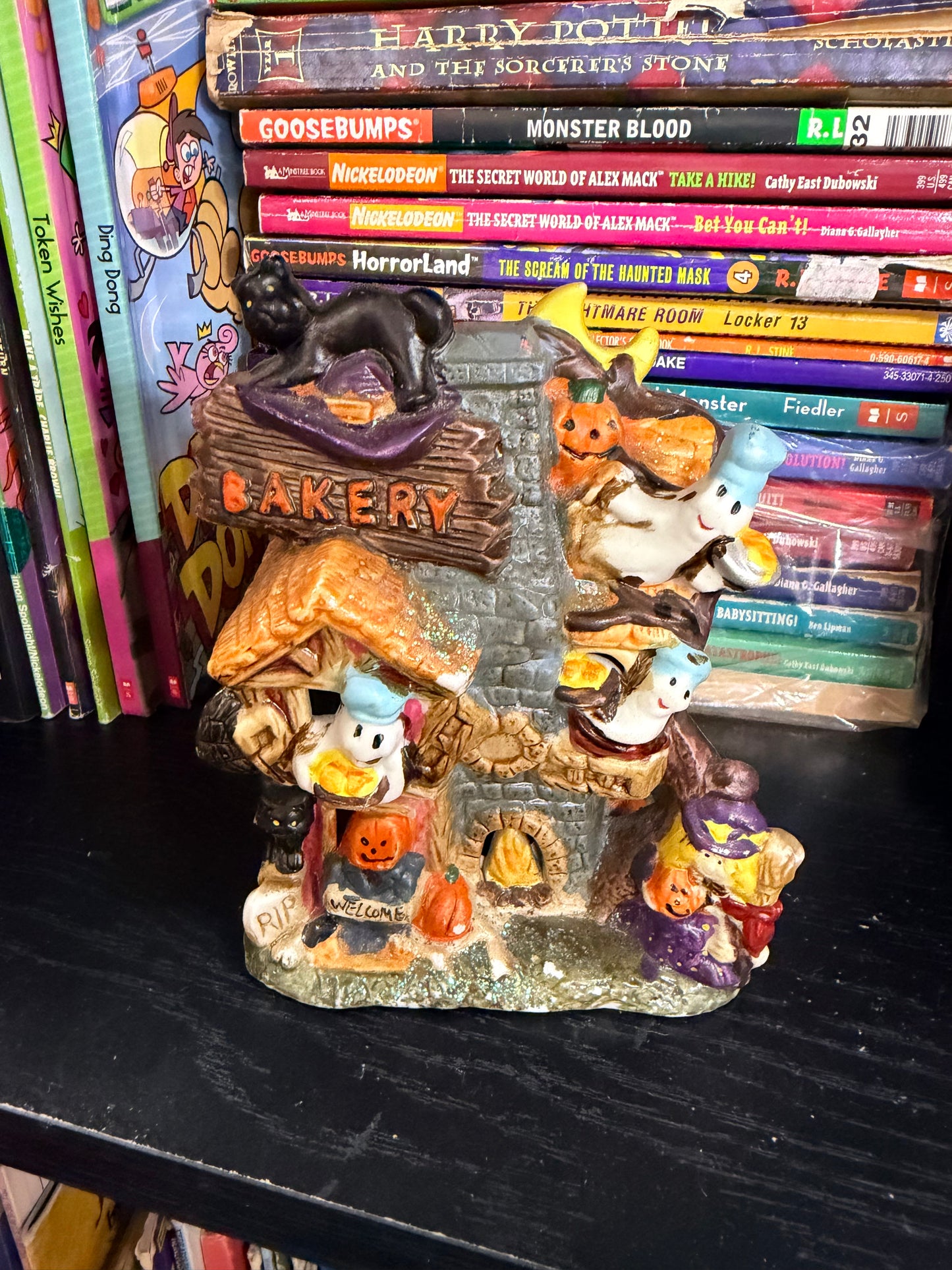 Vintage Halloween bakery display