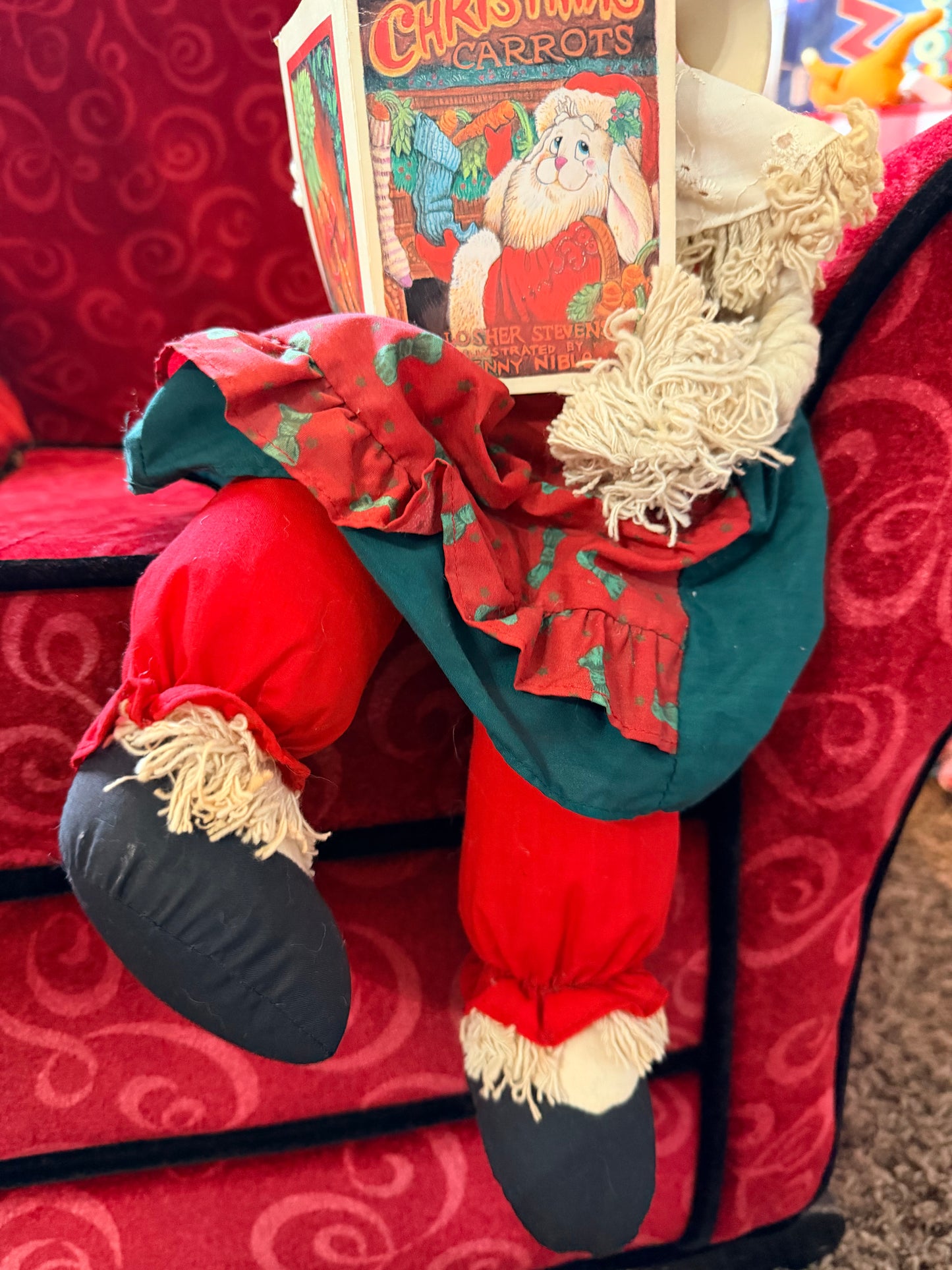The Christmas Carrots plush figurine