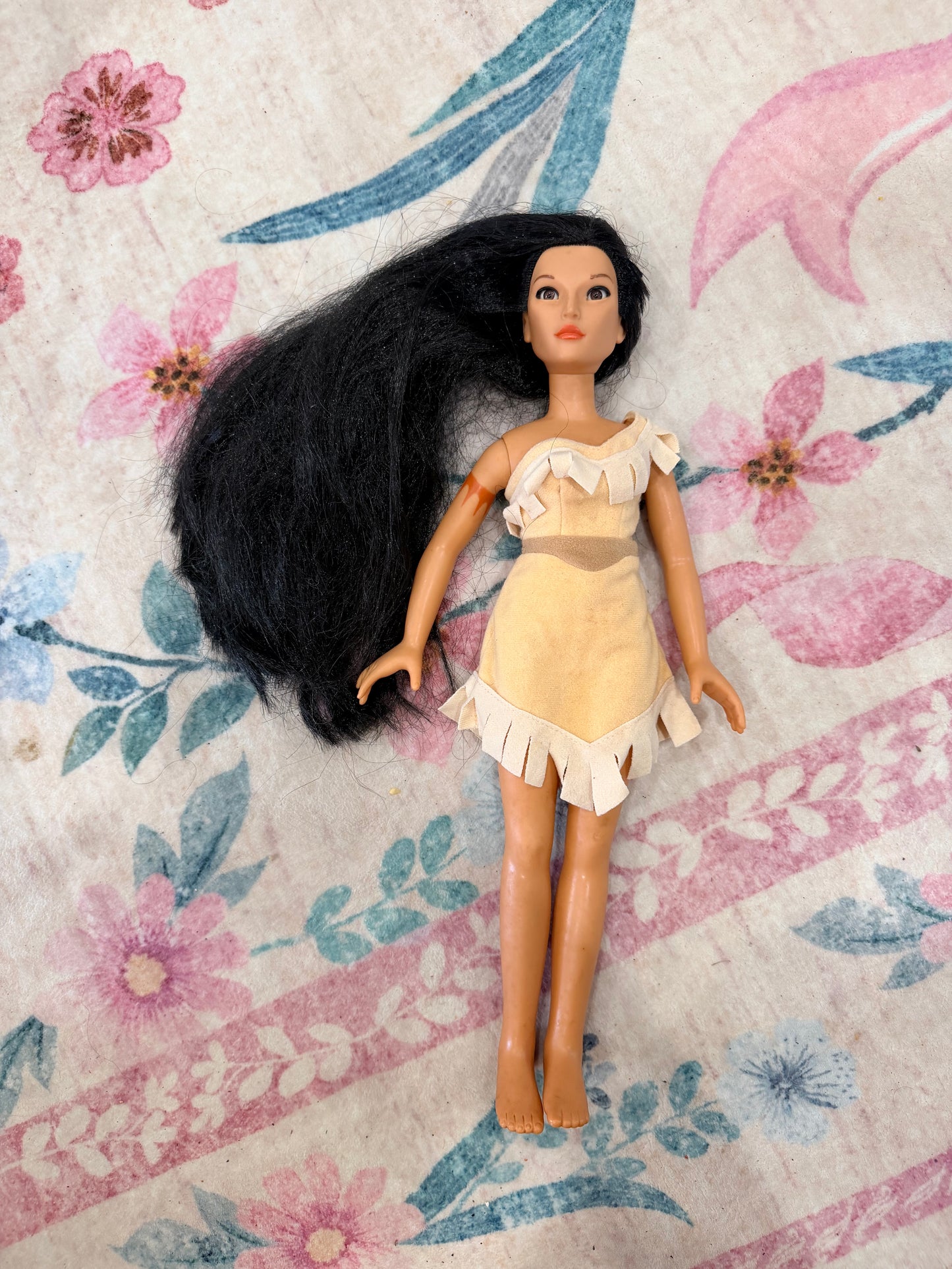 Vintage applause Pocahontas doll