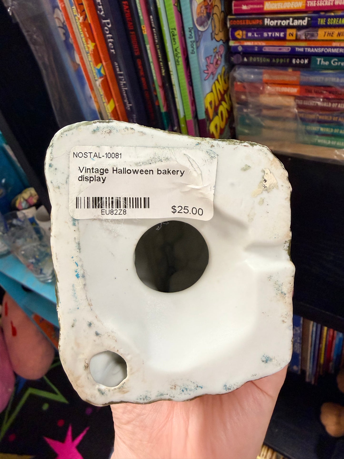 Vintage Halloween bakery display