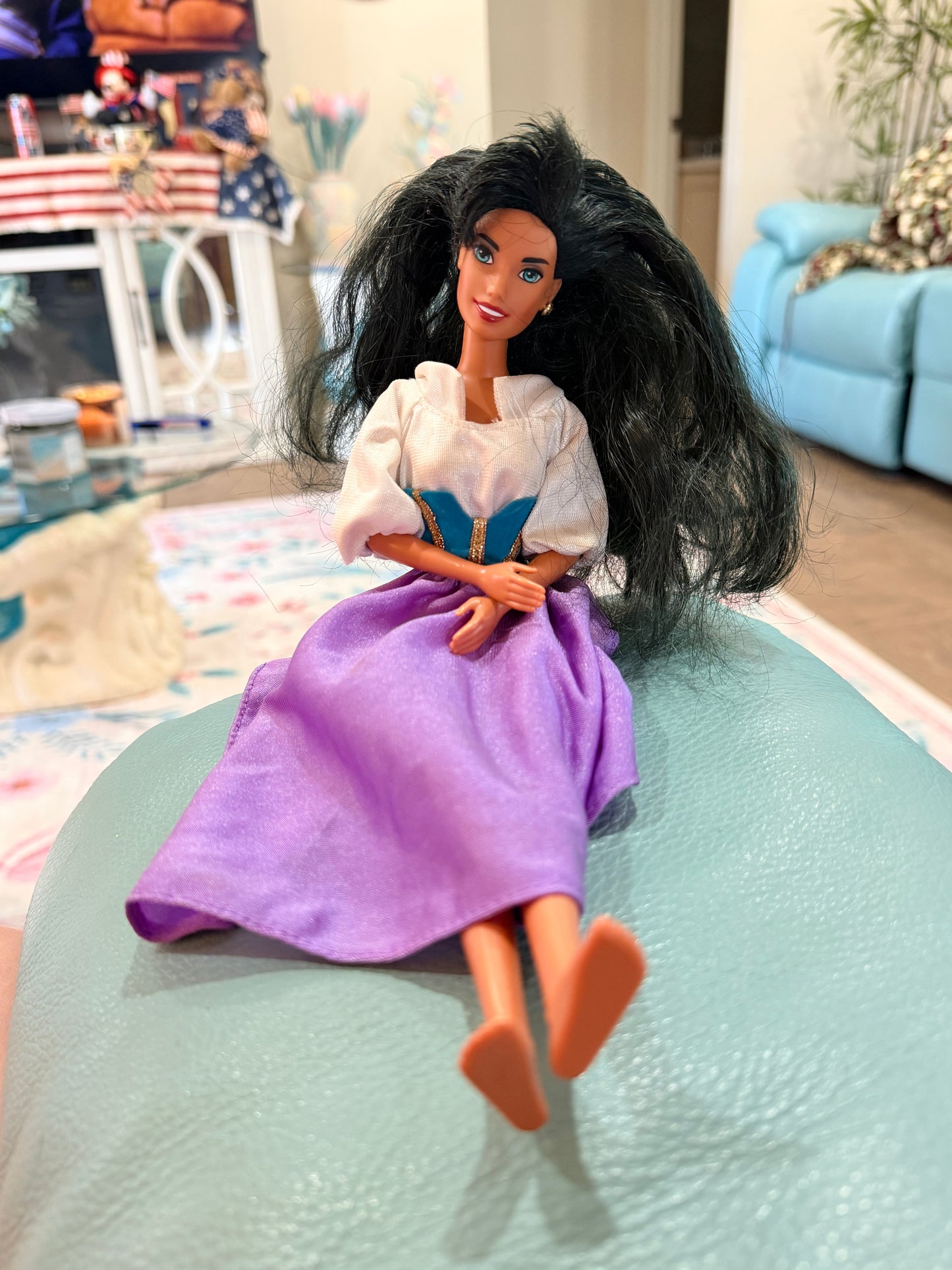 Disneys Esmeralda Barbie -
Missing earring