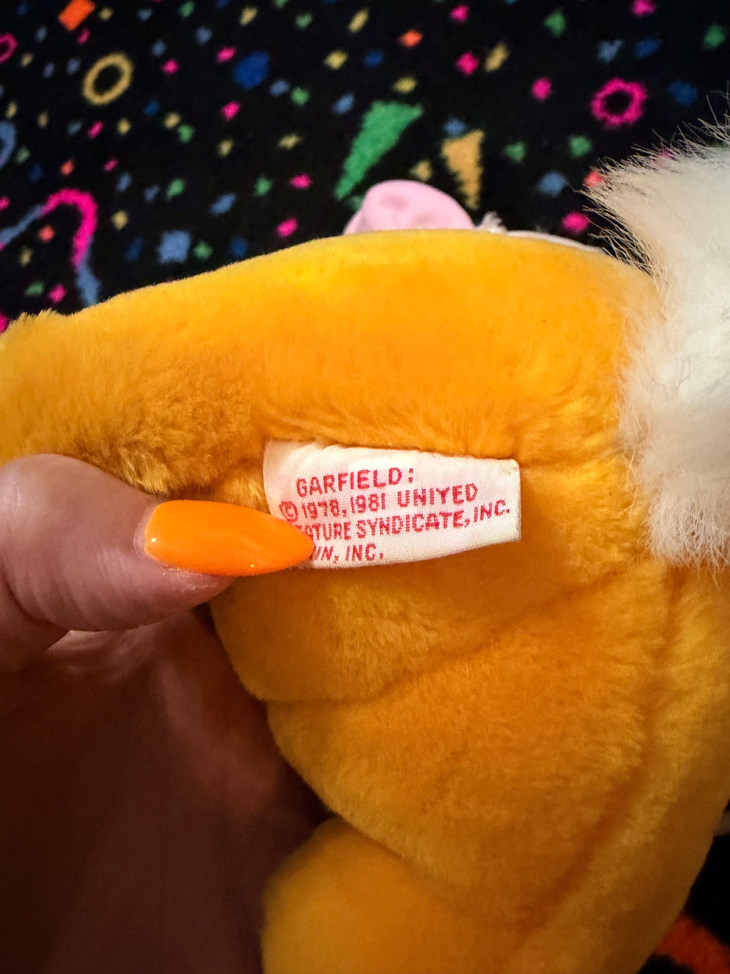 1981 Easter Garfield plush