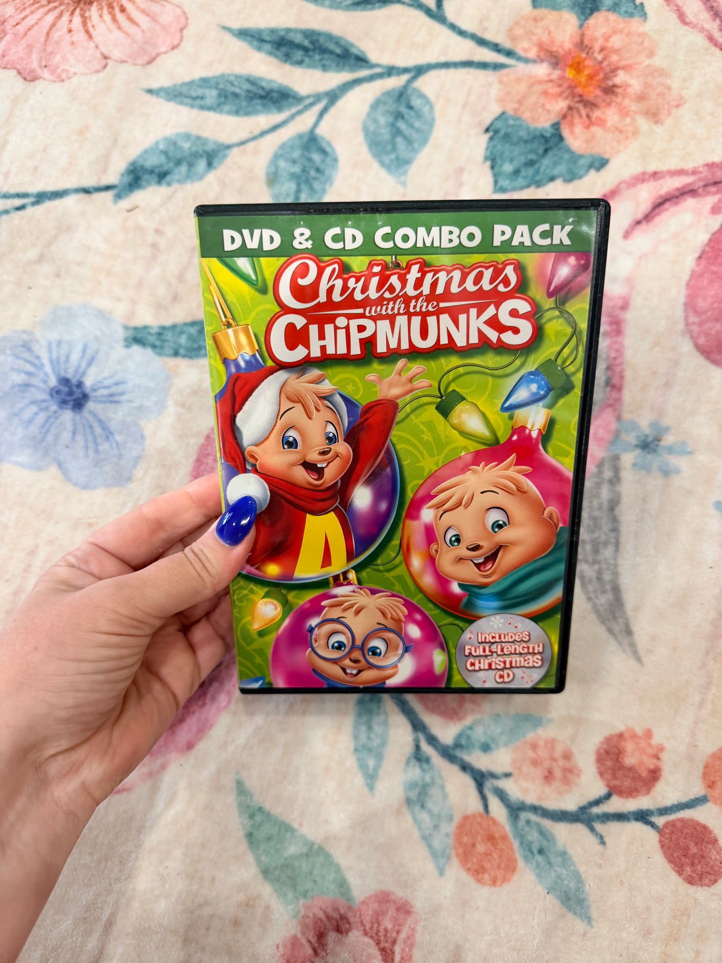 Christmas with the chipmunks dvd & cd combo