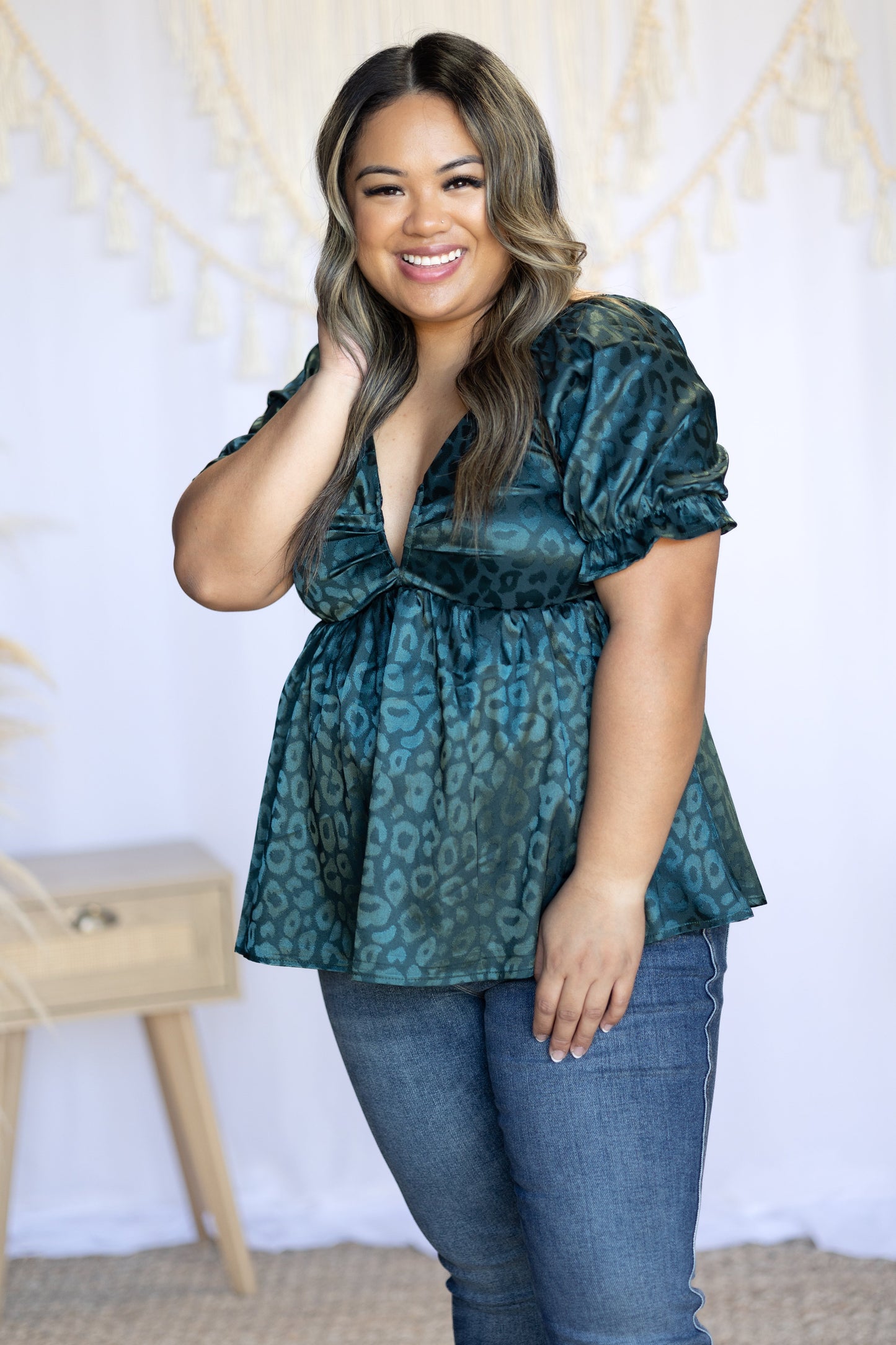 THE CHALLENGE TEAL PUFF SLEEVE TOP