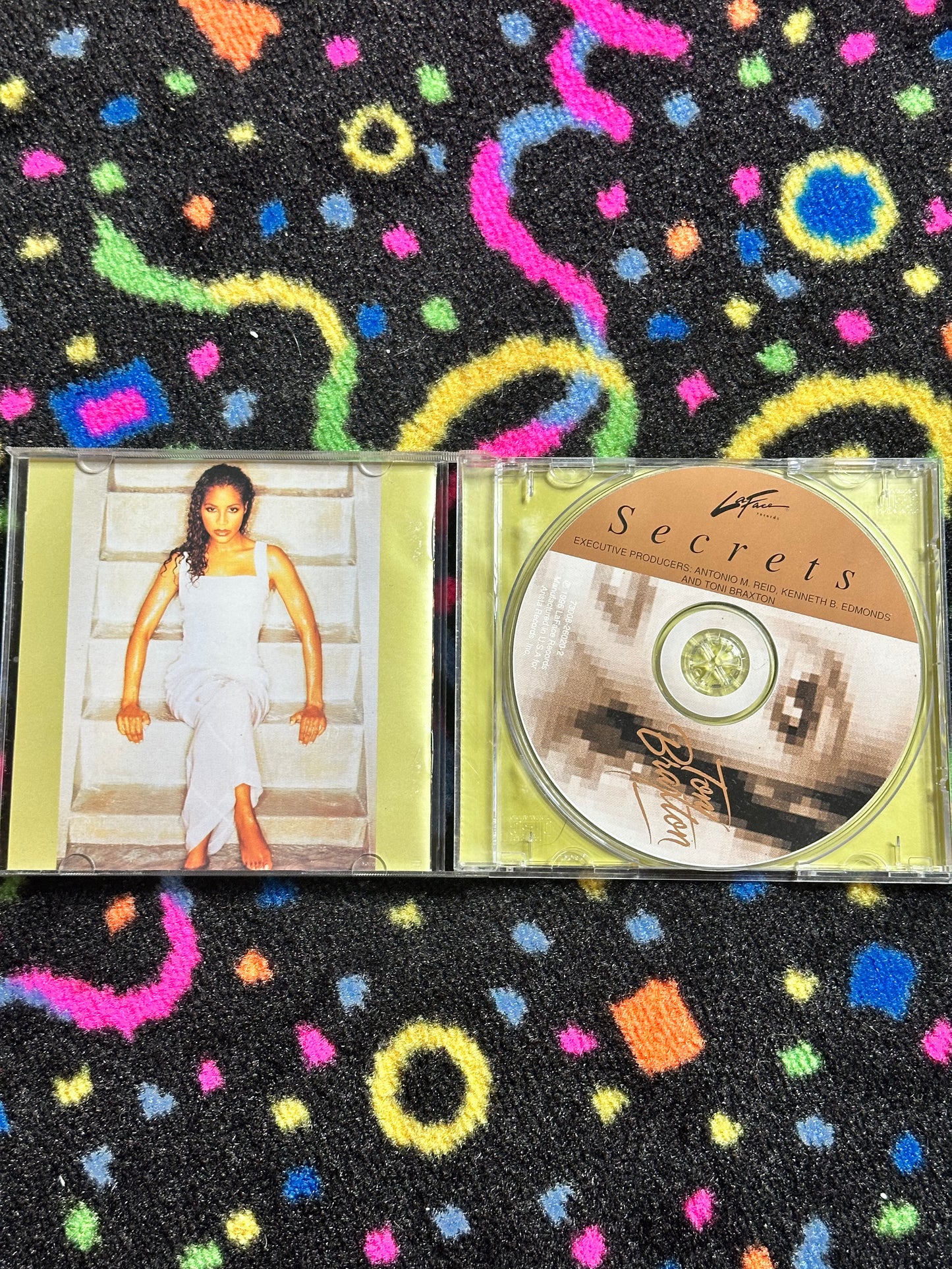 Toni Braxton: Secrets