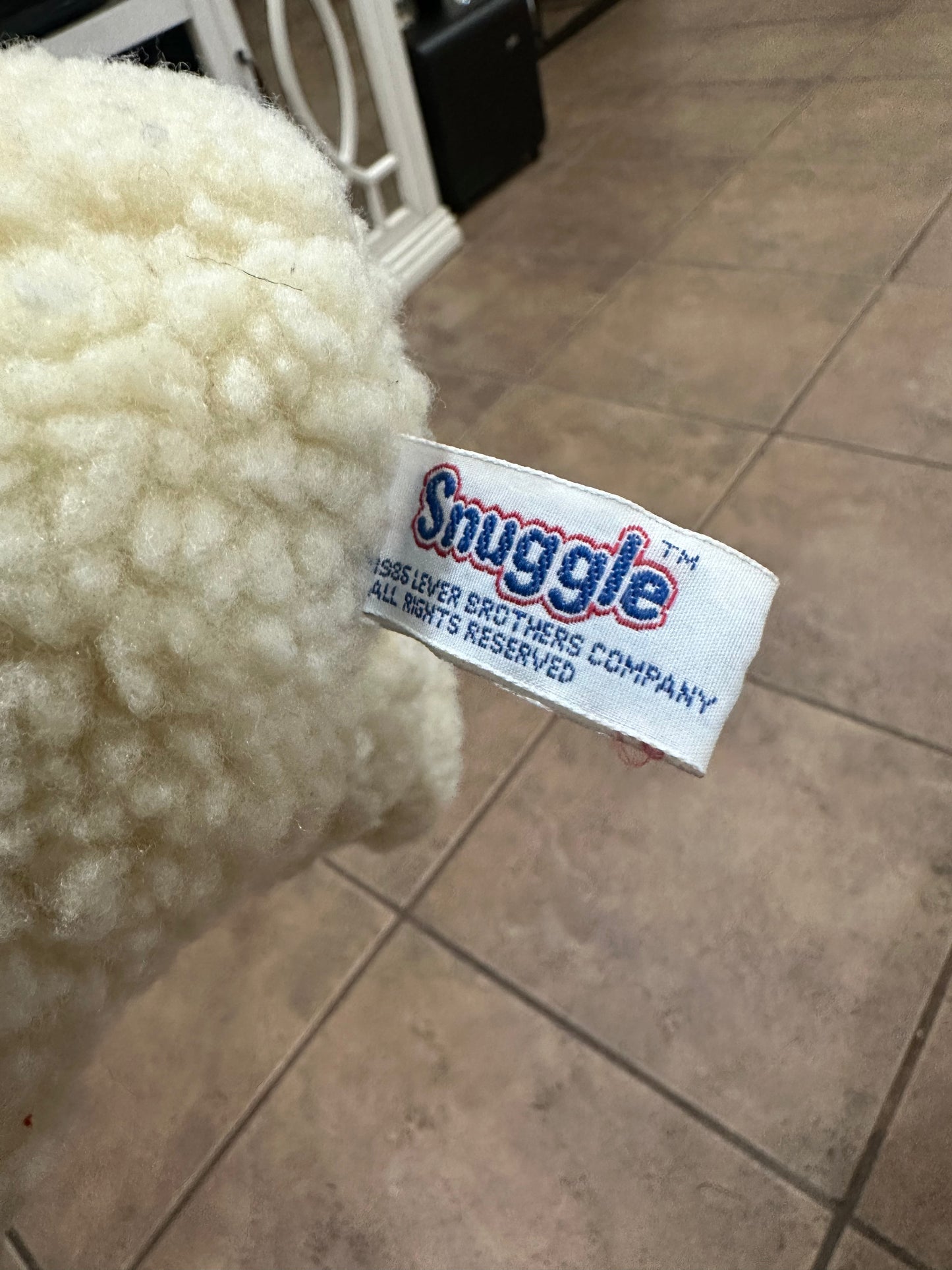 Snuggle Bear plush 1986