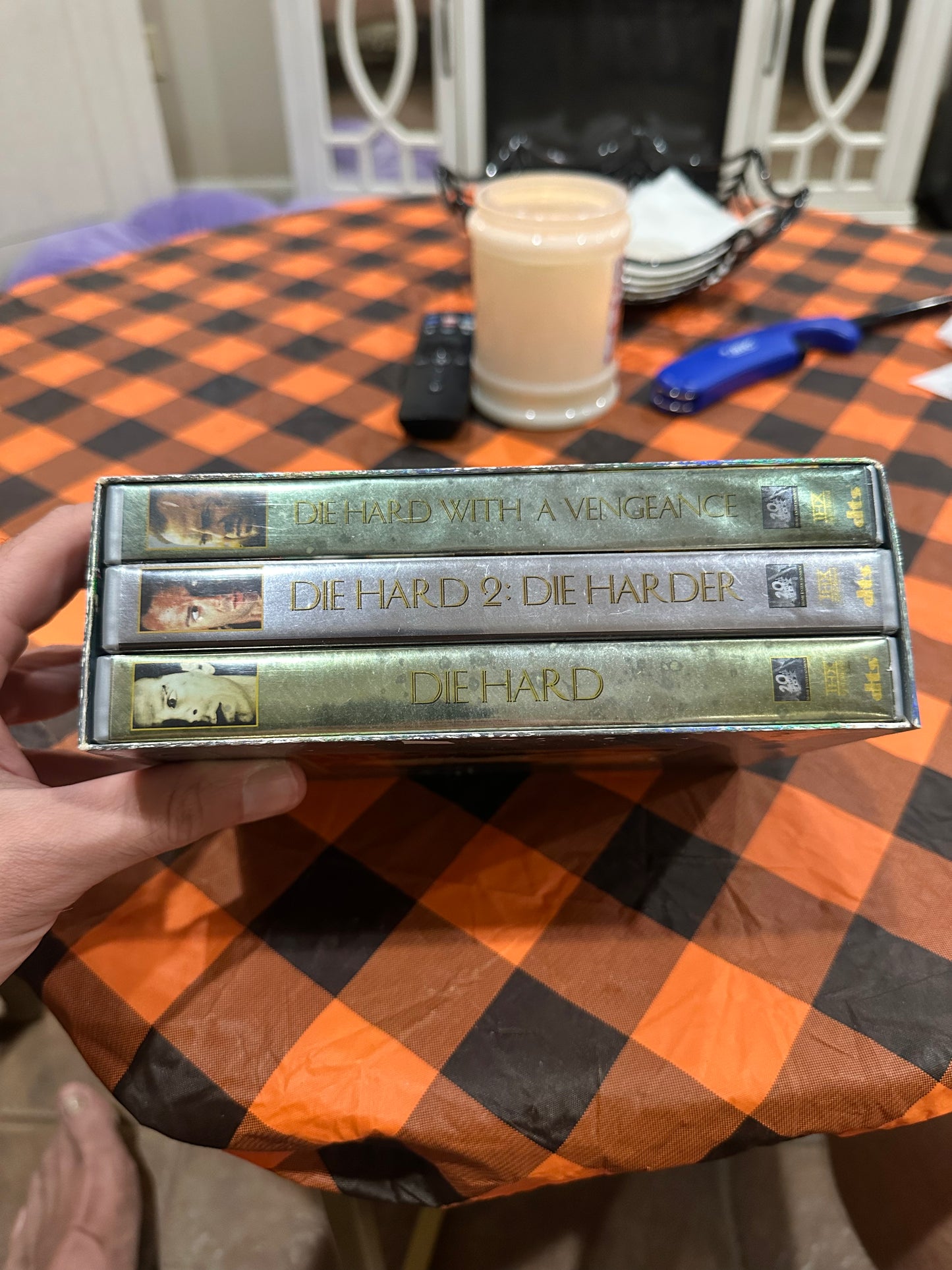 DIE HARD TRILOGY DVD COLLECTION