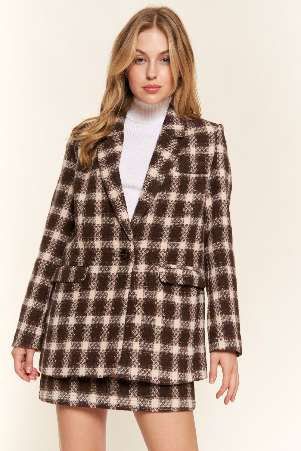 GET A CLUE PLAID BRUSHED ONE BUTTON BLAZER