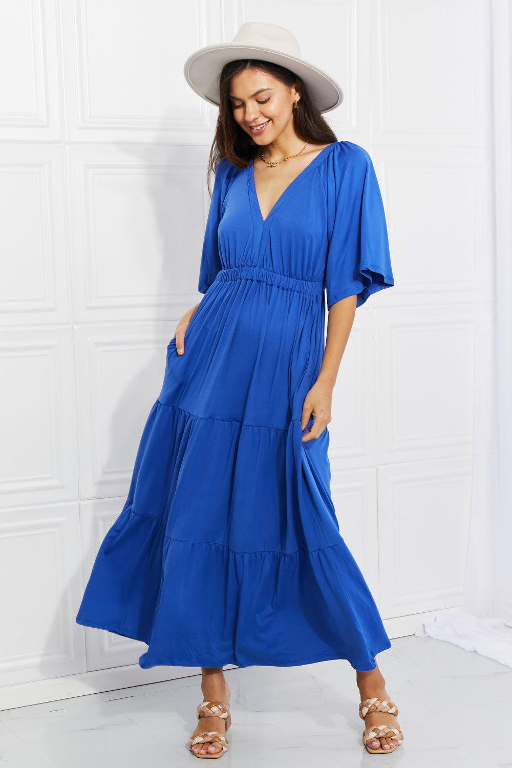 FIT FOR A QUEEN FLARE SLEEVE TIERED MAXI DRESS