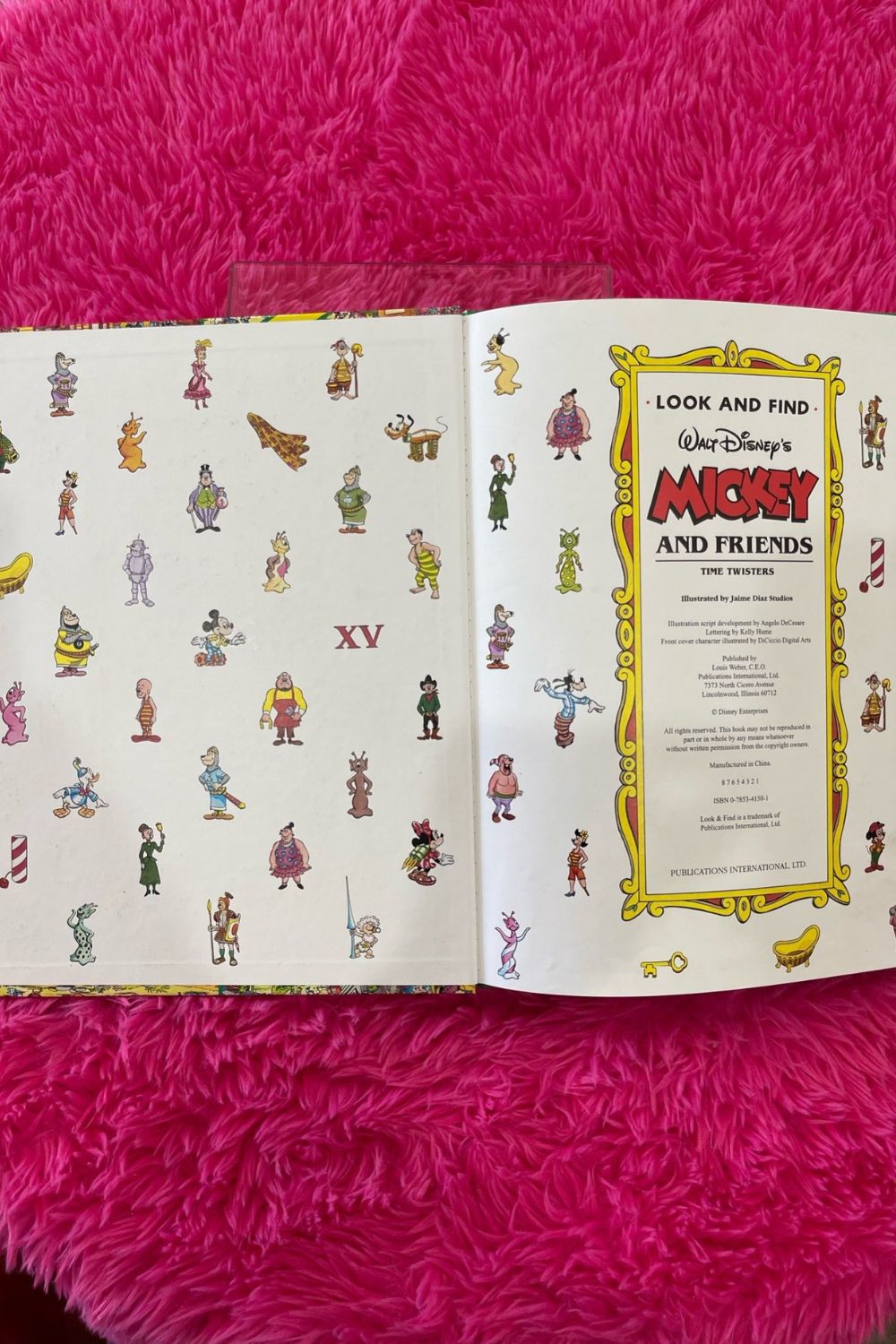 LOOK AND FIND MICKEY AND FRIENDS BOOK*