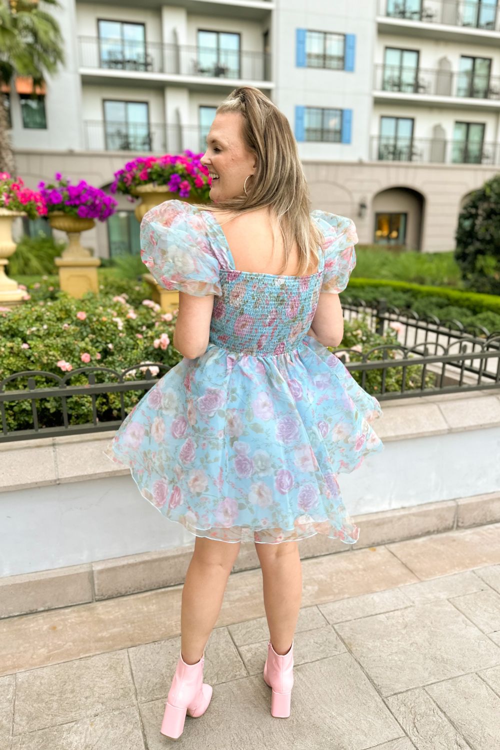 THE MIDNIGHT RAIN DRESS * Nostalchicks THE MIDNIGHT RAIN DRESS * Nostalchicks