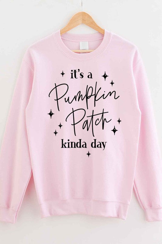 PUMPKIN PATCH DAY GRAPHIC SWEATSHIRT