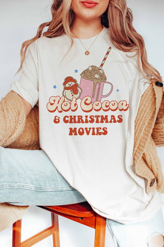 COCOA AND CHRISTMAS MOVIES GRAPHIC TEE - CURVY