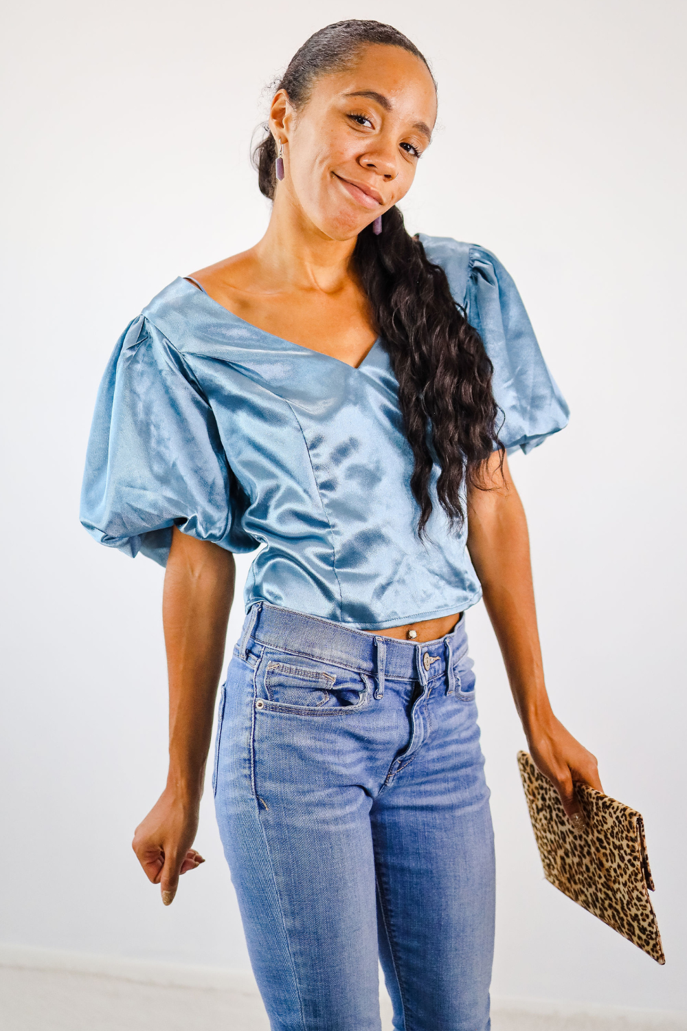 METALLIC WONDERS BUBBLE SLEEVE TOP