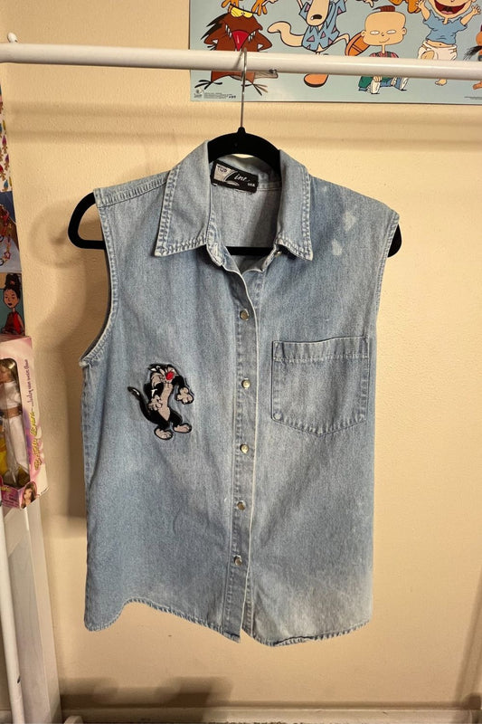 90's VINTAGE LOONEY TUNES DENIM SHIRT*