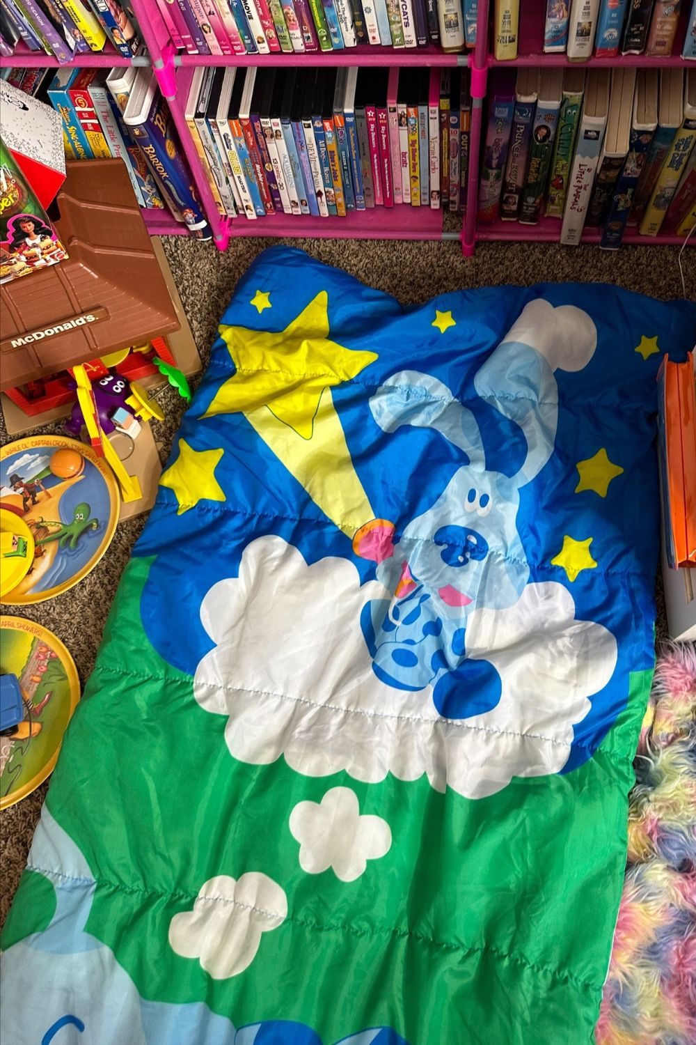 2002 BLUES CLUES SLEEPING BAG*