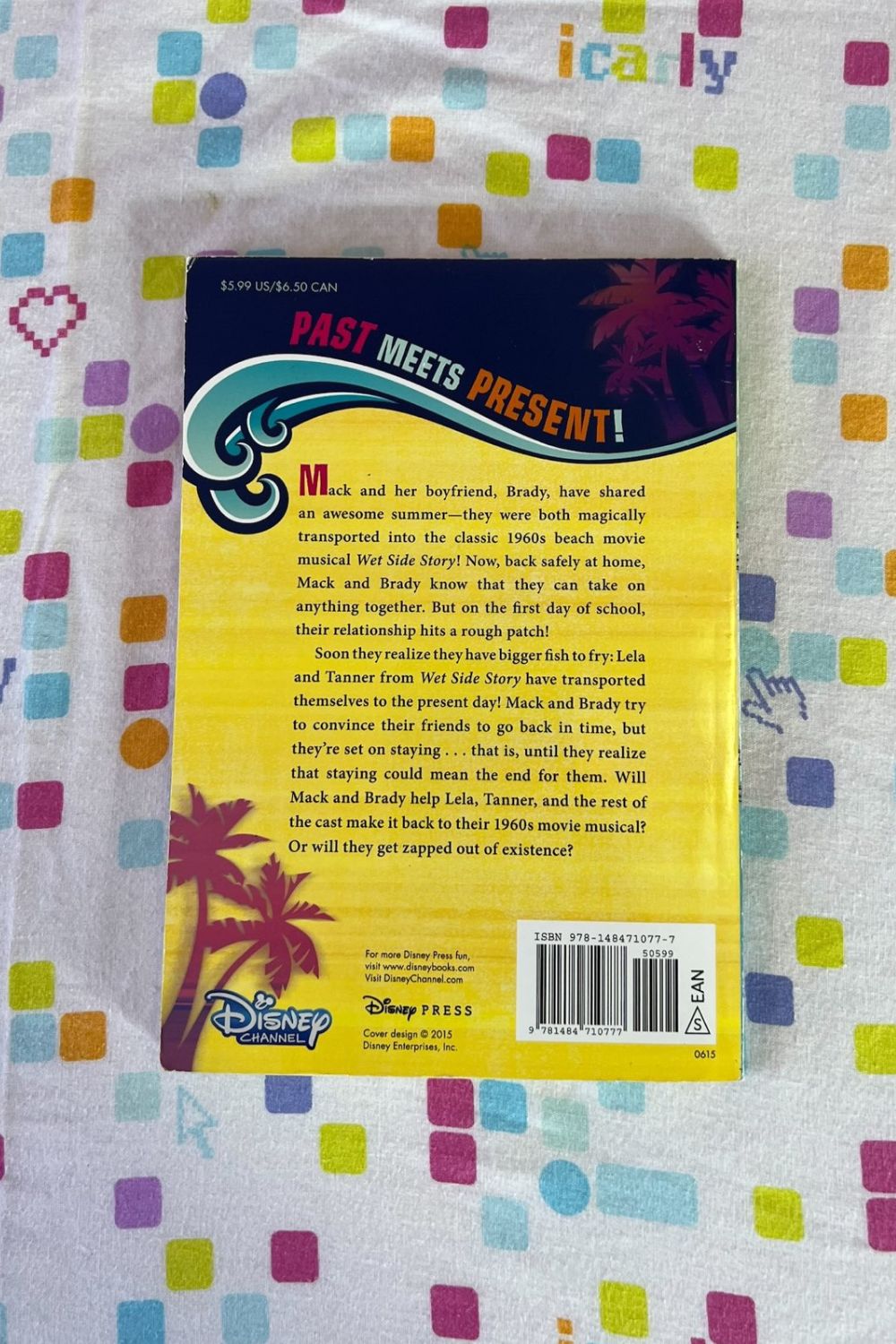 TEEN BEACH 2 BOOK*