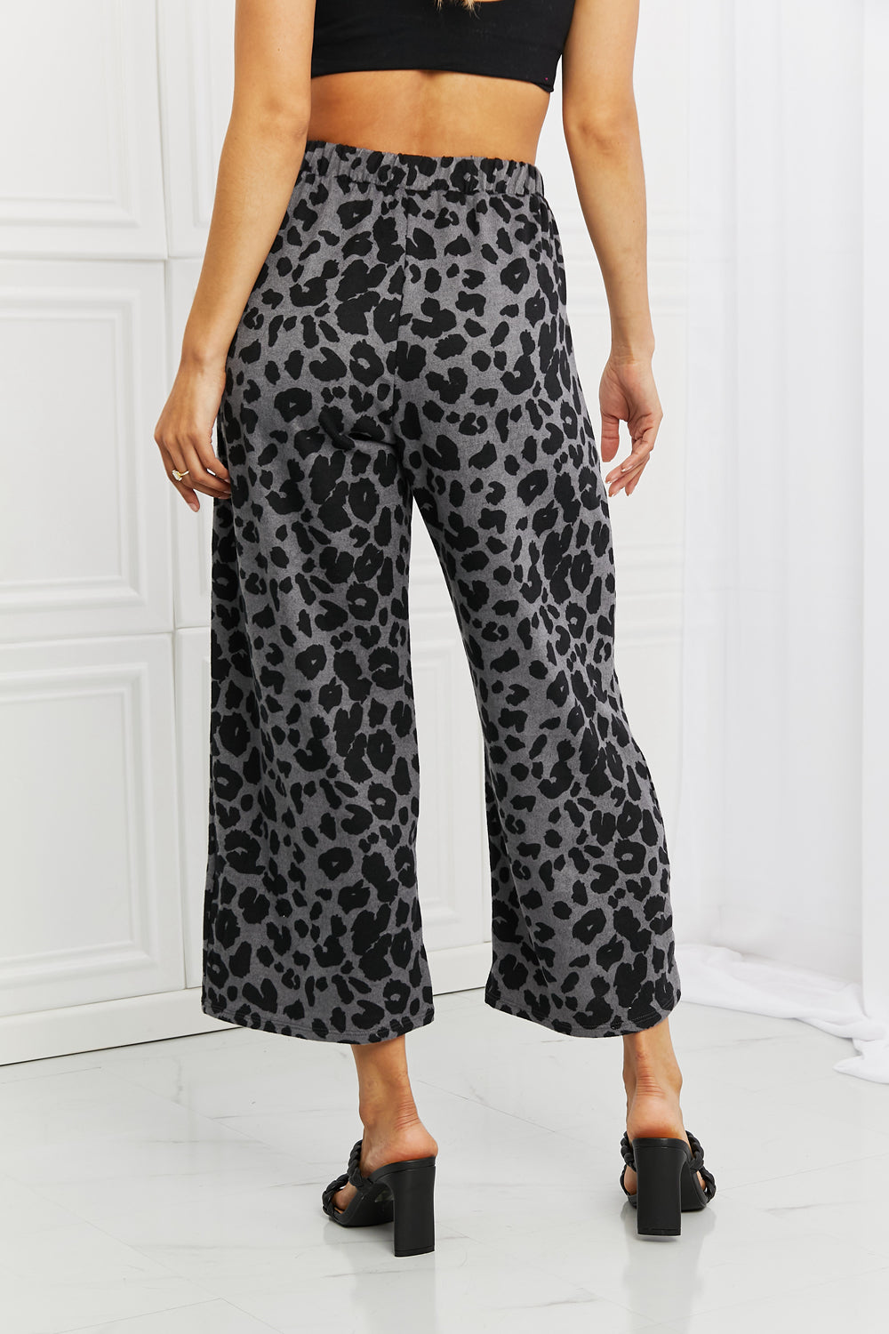 WILD DREAM PATTERN WIDE LEG PANTS