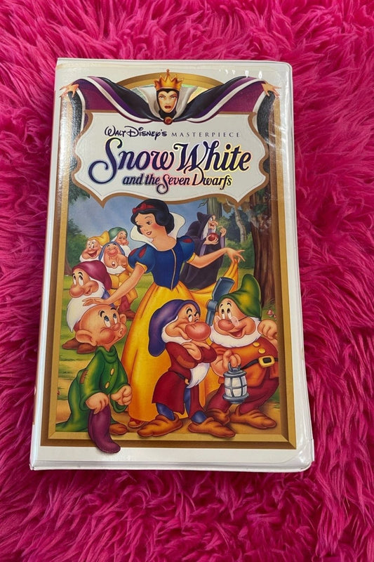 SNOW WHITE AND THE SEVEN DWARFS VHS*