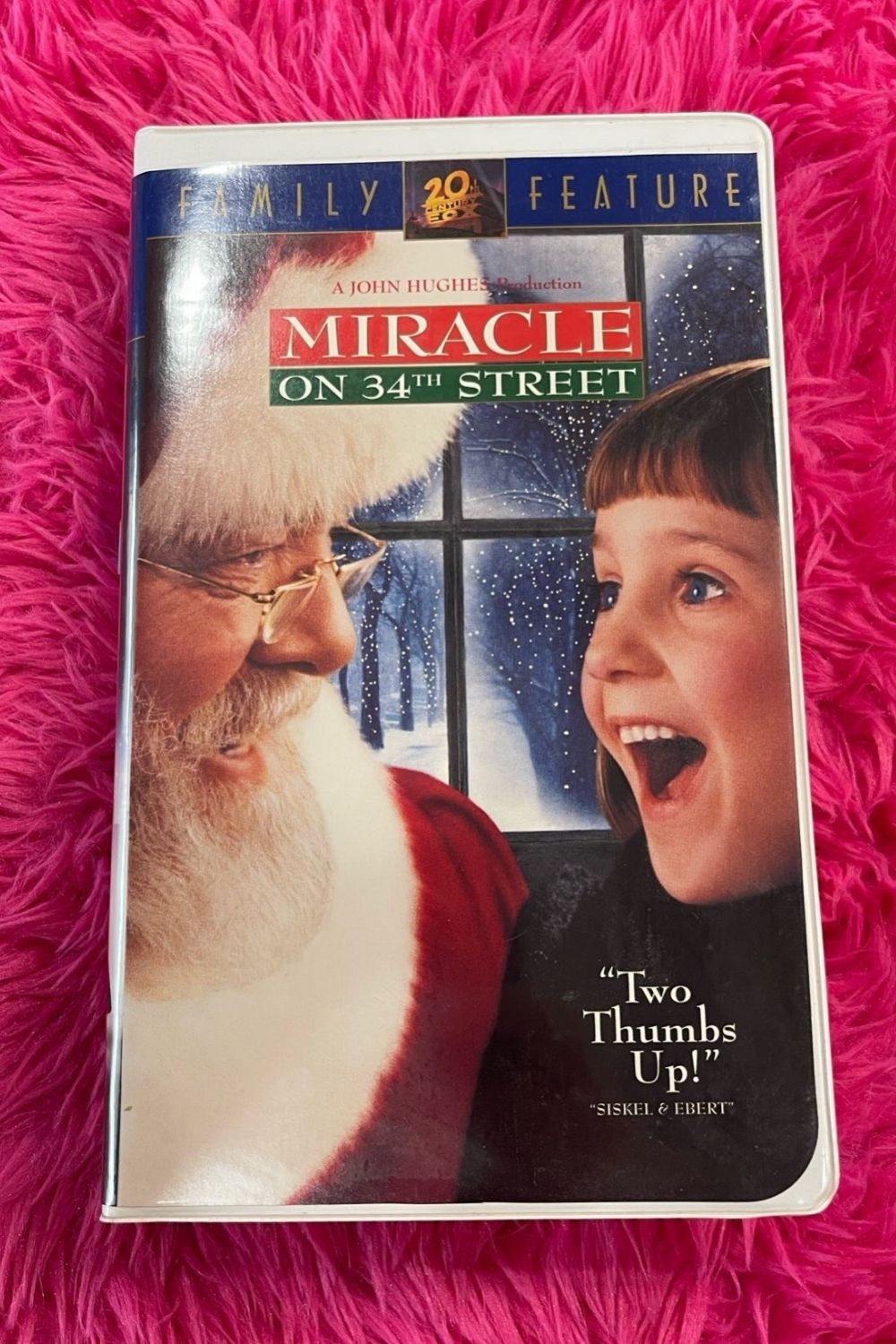 MIRACLE ON 34TH STREET VHS*