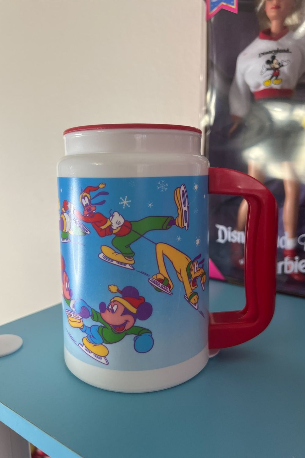 2003 HOLIDAY DISNEY MUG*